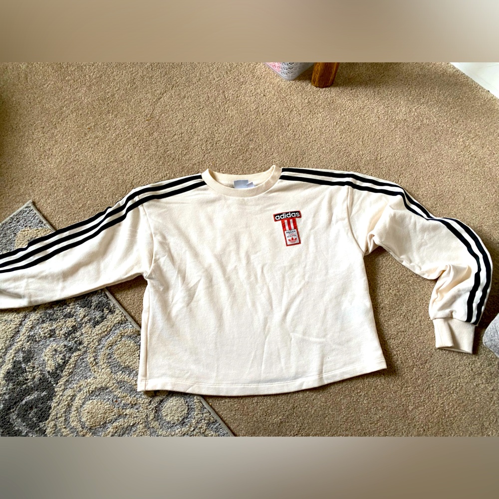 Adidas crop sweatshirt